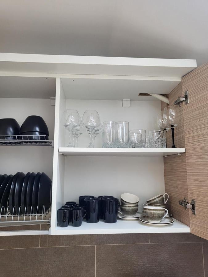 Art House Apartment Floresti  Luaran gambar