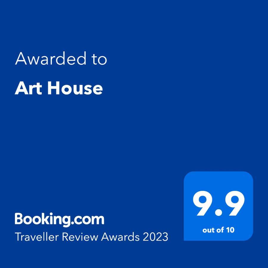 Art House Apartment Floresti  Luaran gambar