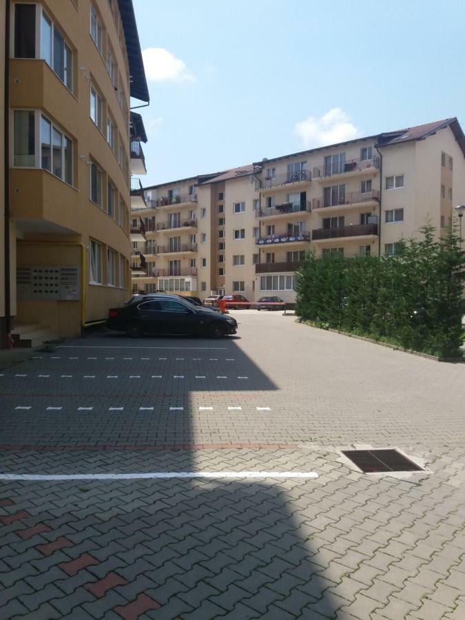 Art House Apartment Floresti  Luaran gambar